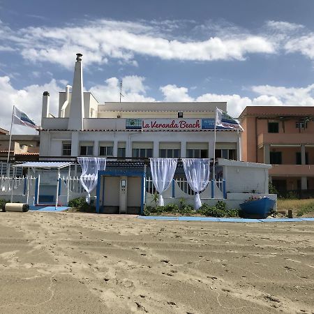 La Veranda Hotel Ardea Exterior photo