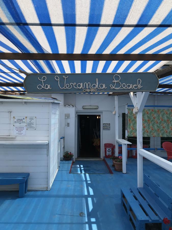 La Veranda Hotel Ardea Exterior photo